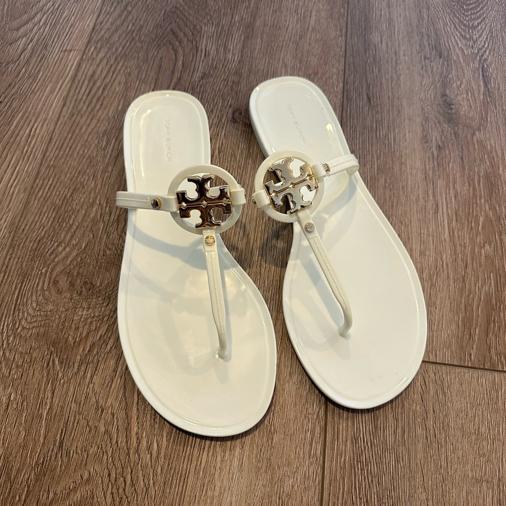 Tory Burch Sandals white size 9